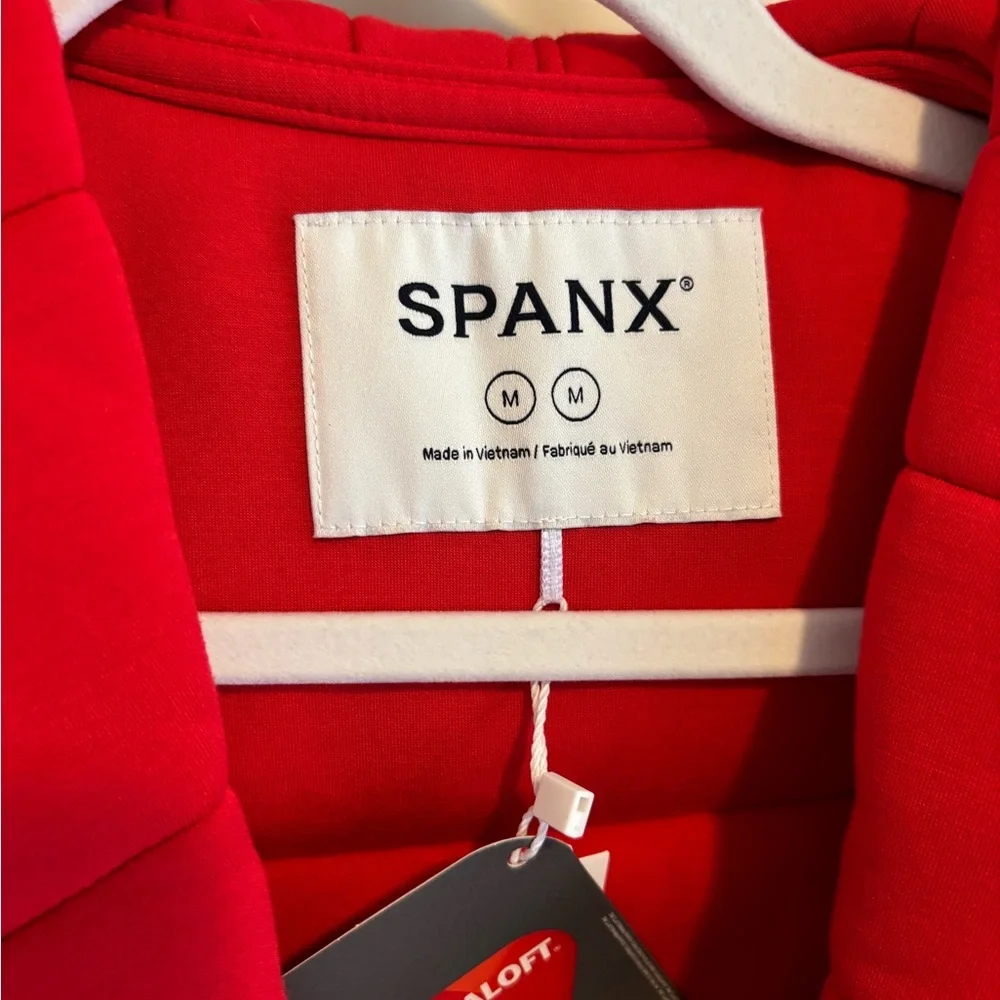 NWT SPANX AirEssentials Puffy Vest in Red - Picture 2 of 3